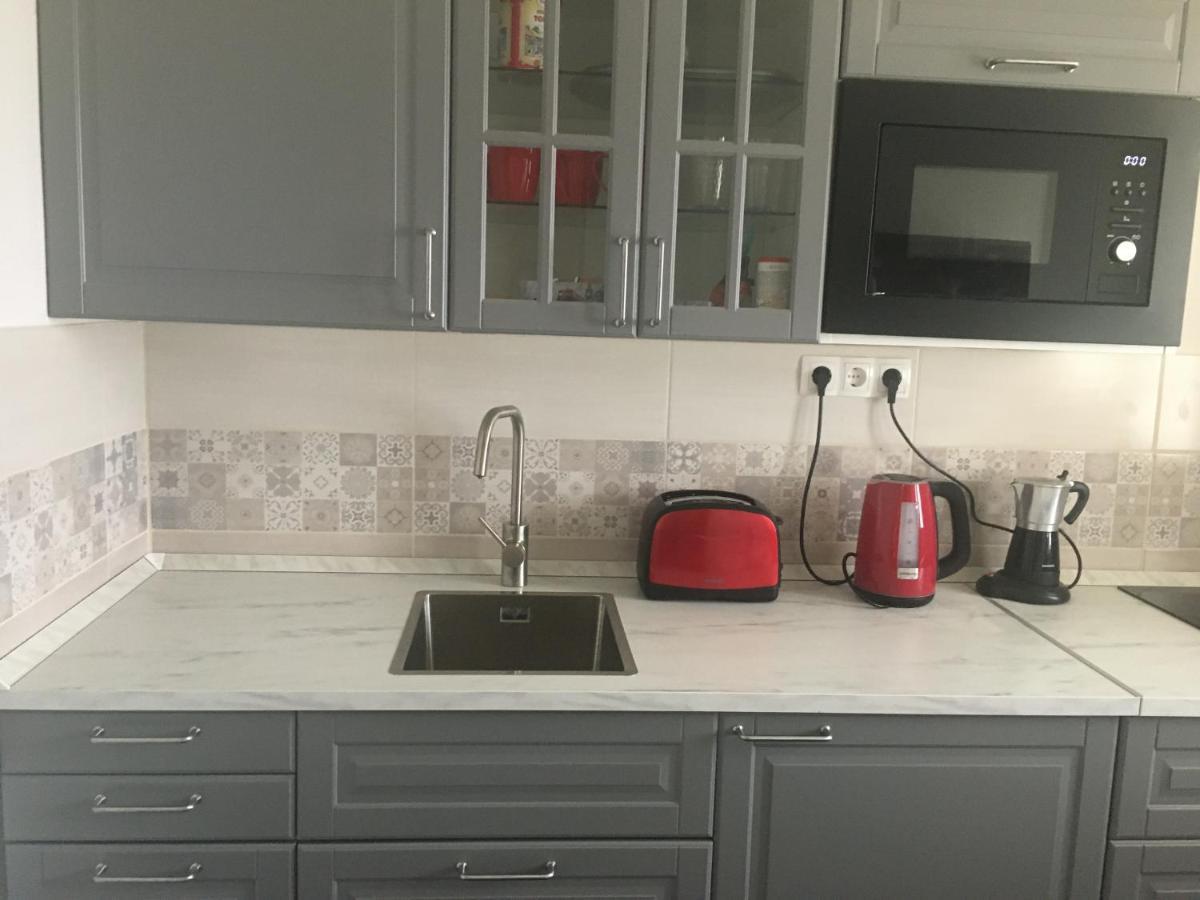 Buckingham Palace Apartman, Debrecen Extérieur photo