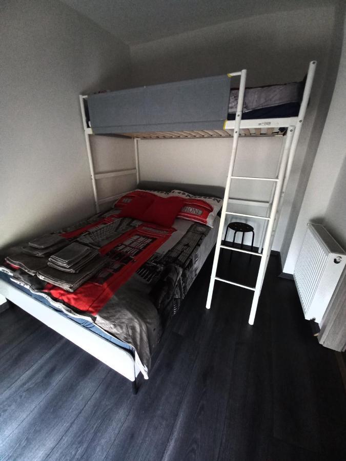 Buckingham Palace Apartman, Debrecen Extérieur photo